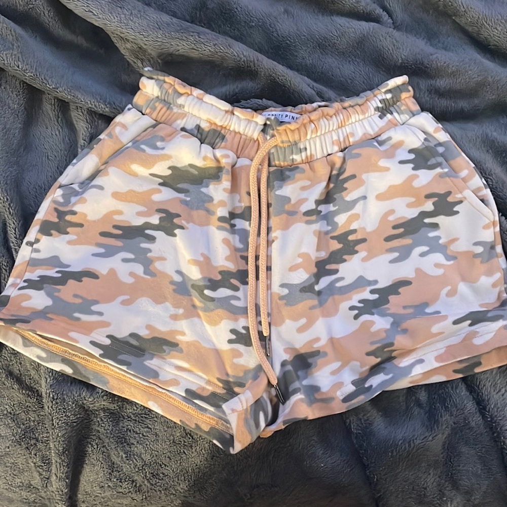 Camo fleece shorts